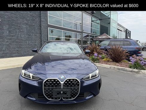 Used 2025 BMW 430i Coupe w/ Premium Package RWD image 5