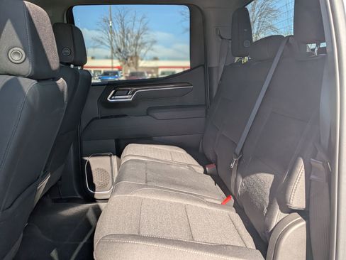 Certified 2025 Chevrolet Silverado 1500 LT w/ Z71 Off-Road Package image 33