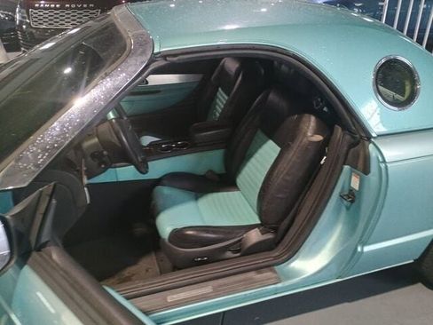 Used 2002 Ford Thunderbird Deluxe RWD image 12