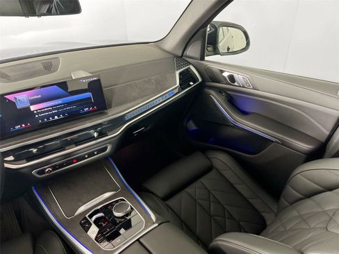 Used 2024 BMW X5 xDrive40i image 21