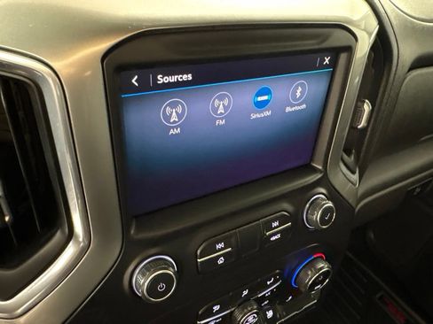 Used 2021 Chevrolet Silverado 1500 LT AWD/4WD image 35