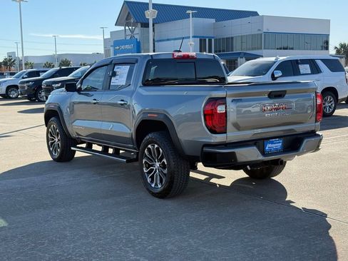 Used 2023 GMC Canyon Denali image 14