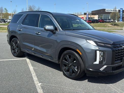 Used 2025 Hyundai Palisade XRT AWD/4WD image 2