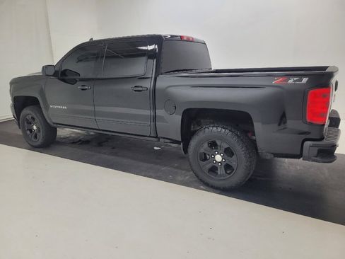Used 2018 Chevrolet Silverado 1500 LT w/ All Star Edition AWD/4WD image 3