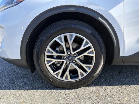 Used 2020 Ford Escape SEL image 11