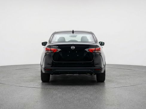 Used 2025 Nissan Versa SV image 7