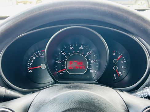 Used 2016 Kia Soul FWD image 11