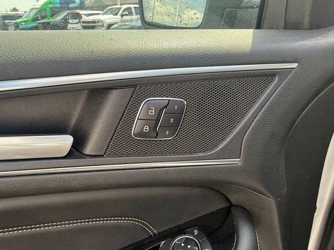 Used 2017 Ford Edge Titanium w/ Equipment Group 301A AWD/4WD image 12