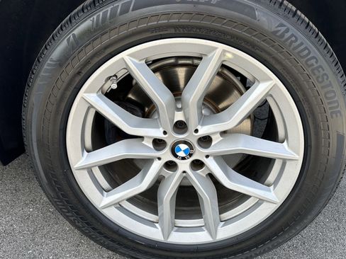 Used 2019 BMW X5 xDrive40i w/ Premium Package 2 AWD/4WD image 13