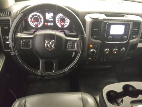 Used 2021 RAM 1500 Tradesman w/ Chrome Appearance Group AWD/4WD image 22