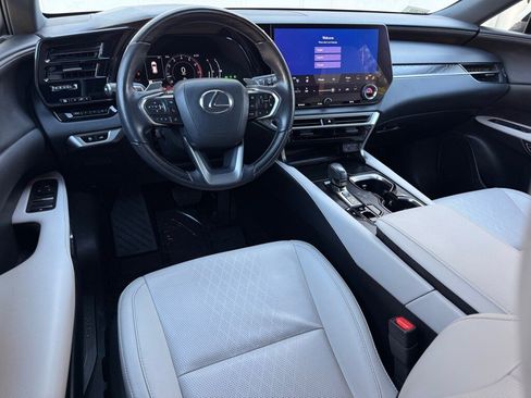 Certified 2024 Lexus RX 350 Premium w/ Accessory Package (Z1) image 14