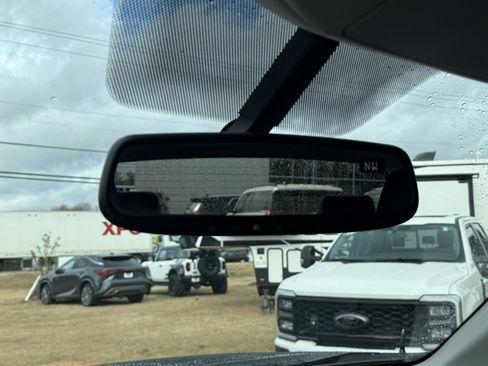 Used 2016 Toyota Tundra SR5 image 27