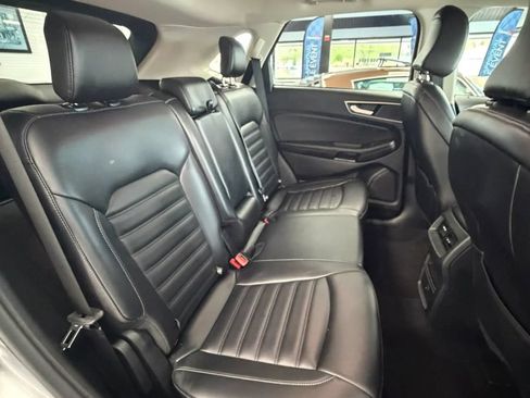 Used 2024 Ford Edge SEL AWD/4WD image 11