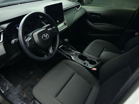 Used 2024 Toyota Corolla LE image 17