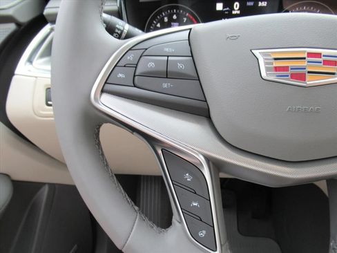 New 2026 Cadillac XT5 Premium Luxury w/ Driver Assist Package FWD image 24