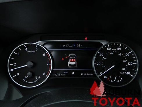 Used 2023 Nissan Rogue S image 14