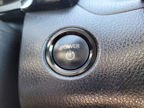 Used 2025 Toyota Camry LE image 27