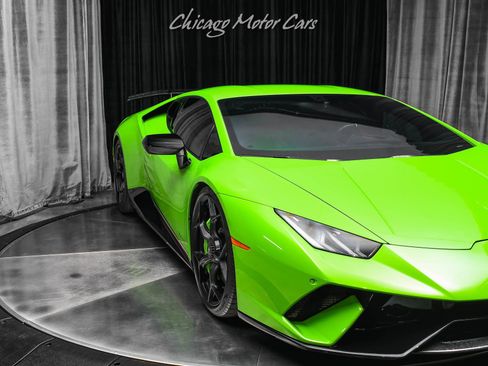 Used 2018 Lamborghini Huracan Performante AWD/4WD image 43