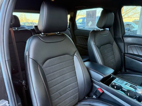 Used 2020 Ford Edge ST-Line image 23