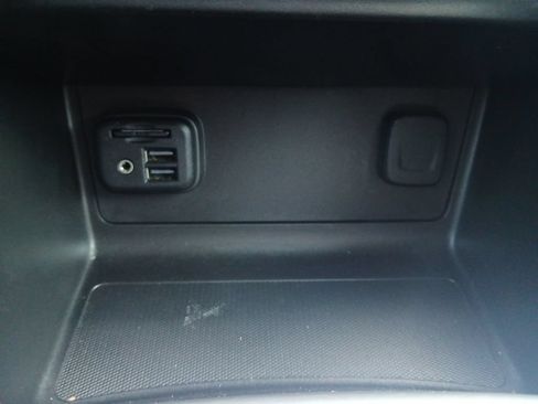 Used 2022 Chevrolet Colorado ZR2 AWD/4WD image 6