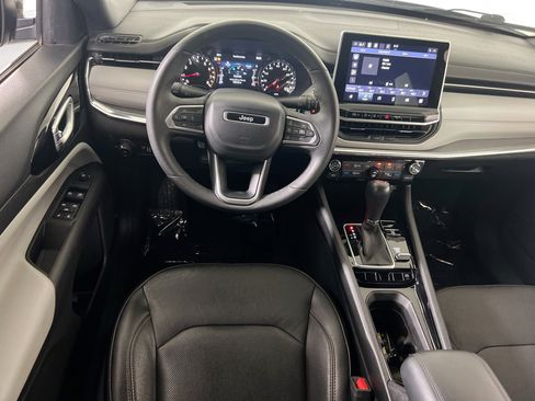 Used 2023 Jeep Compass Limited AWD/4WD image 21