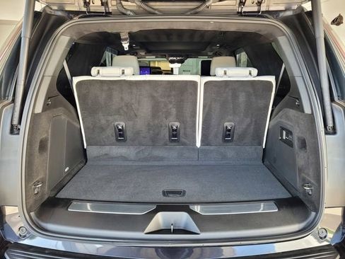 Used 2025 Cadillac Escalade Sport Platinum AWD/4WD image 26