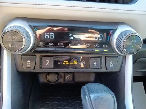 Used 2024 Toyota RAV4 XLE w/ Convenience Package image 22