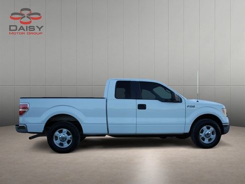 Used 2013 Ford F150 XLT w/ Trailer Tow Pkg image 4