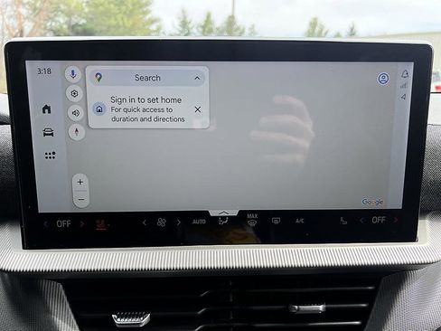 Used 2025 Ford Explorer ST-Line w/ Premium Package image 15