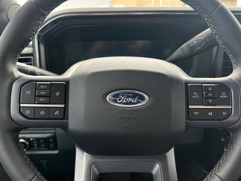 New 2026 Ford F250 Lariat w/ Black Appearance Package AWD/4WD image 22