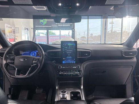Used 2020 Ford Explorer ST w/ ST Street Pack AWD/4WD image 15