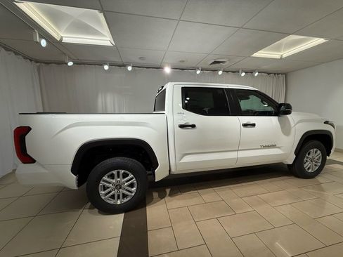 New 2026 Toyota Tundra SR5 AWD/4WD image 7