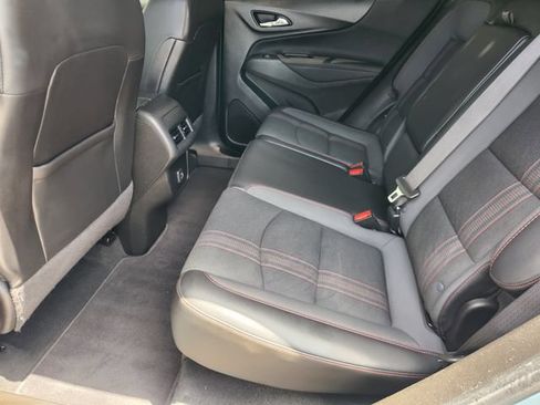 Used 2022 Chevrolet Equinox RS FWD image 30