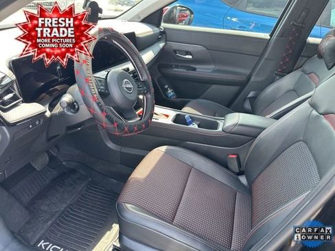 Used 2025 Nissan Kicks SR FWD image 7