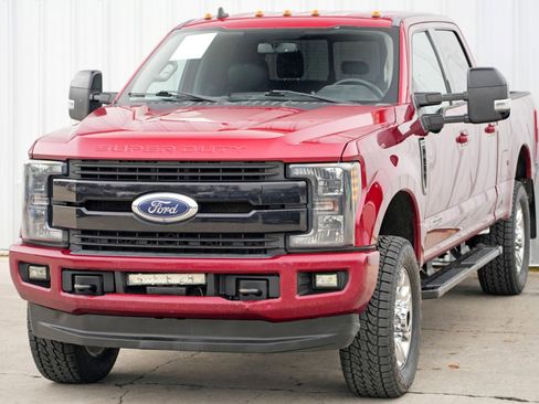 Used 2019 Ford F250 Lariat image 43