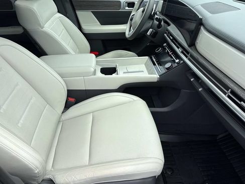Used 2024 Hyundai Santa Fe Calligraphy AWD/4WD image 23