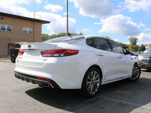 Used 2016 Kia Optima SX w/ Chrome Wheel Package image 2