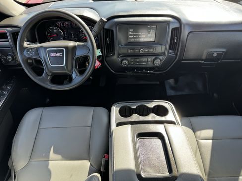 Used 2018 GMC Sierra 1500 2WD Crew Cab w/ Sierra Convenience Package image 13