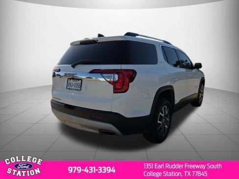 Used 2023 GMC Acadia SLT FWD image 4