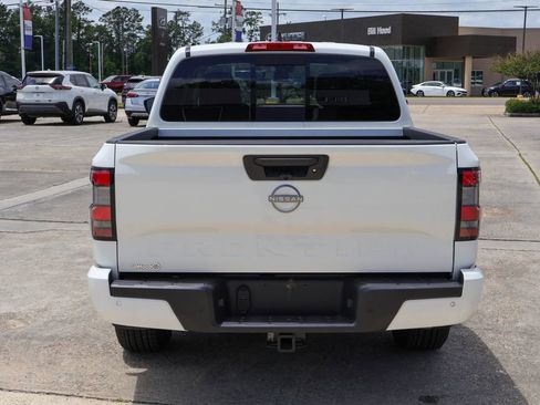 Certified 2025 Nissan Frontier SV w/ SV Convenience Package RWD image 19