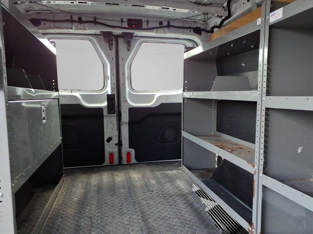 Used 2019 Ford Transit 250 130 Low Roof w/ Exterior Upgrade Package RWD image 5