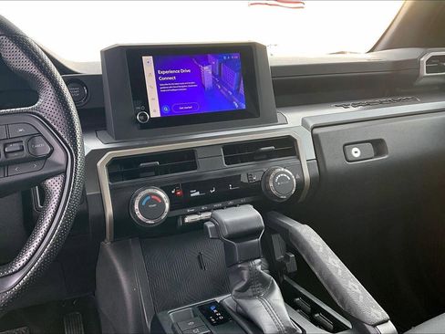 Used 2025 Toyota Tacoma SR5 image 6