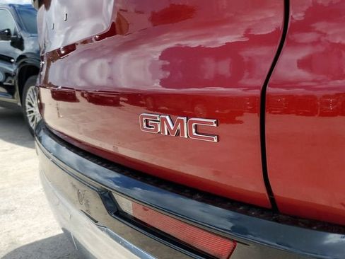 New 2026 GMC Acadia Denali w/ Super Cruise Package FWD image 7