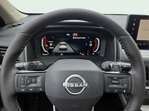 New 2026 Nissan Rogue Platinum AWD/4WD image 24