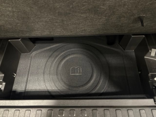 Used 2024 Chevrolet Equinox LT w/ LPO, Floor Liner Package AWD/4WD image 34