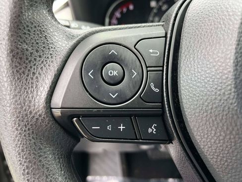 Used 2023 Toyota RAV4 XLE AWD/4WD image 18