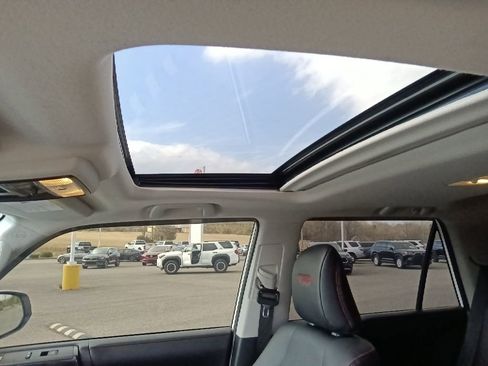 Used 2024 Toyota 4Runner TRD Pro image 14