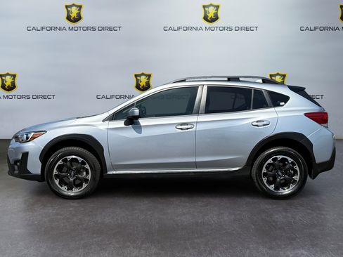 Used 2021 Subaru Crosstrek 2.0i Premium w/ Moonroof Package image 2