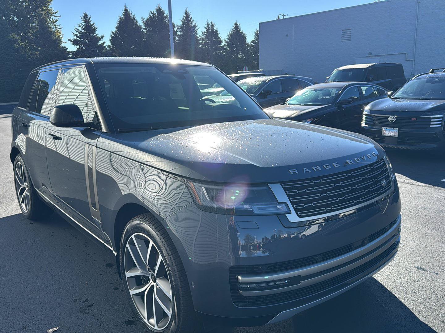 New 2027 Land Rover Range Rover SE AWD/4WD image 3