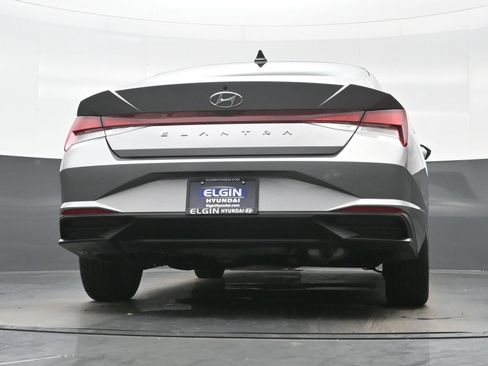 Certified 2023 Hyundai Elantra SEL FWD image 29